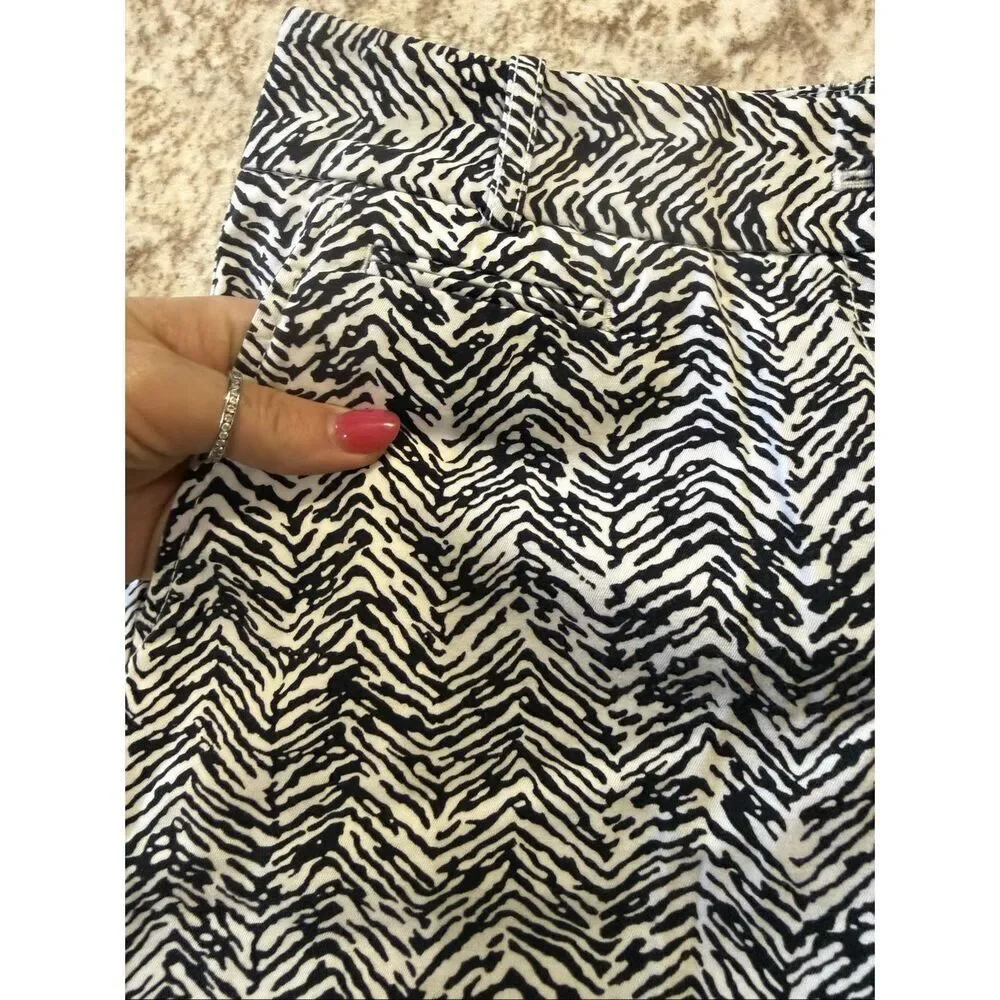 Talbots Women's Zebra Print Mid Rise Cotton Bermuda Shorts Black White Size 2